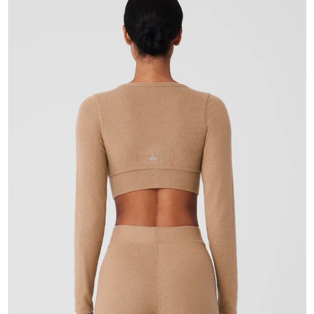 ALO Yoga Camel Button-Up Crop Top - Picture 3 of 4